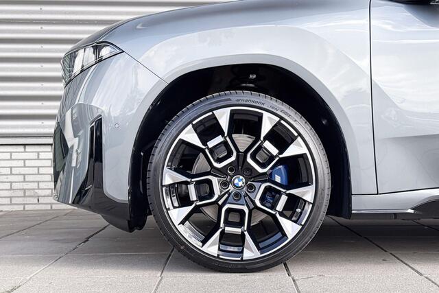 BMW iX3 40 eDrive 83 kWh