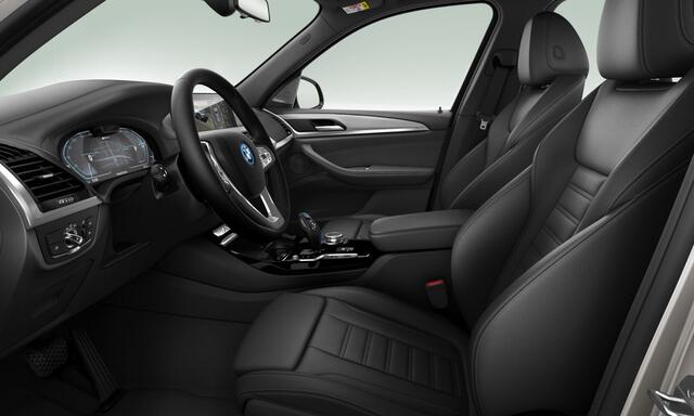 BMW iX3 High Exe | 20'' | Elek. stoelverst. | Comfort Access | Elek. Trekhaak | Harman/Kardon