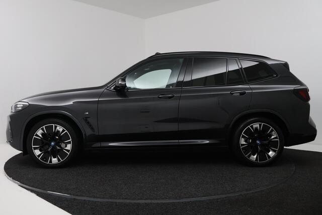 BMW iX3 High Executive 80 kWh (SOH 98%, PANORAMADAK, TREKHAAK, CRUISE CONTROL ADAPTIEF, CAMERA, STOELVERWARMING)
