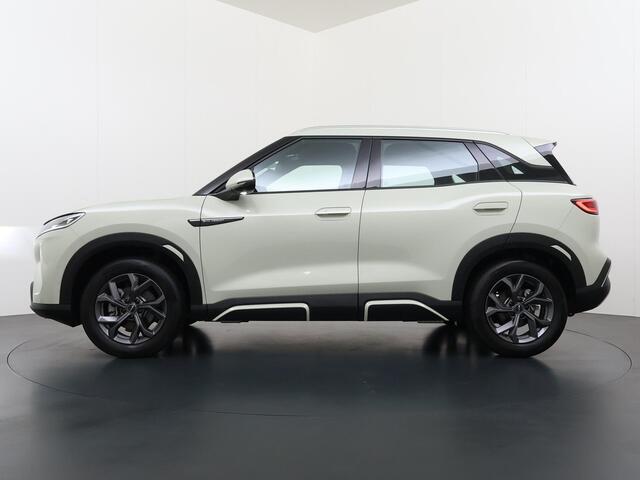 BYD ATTO 2 Boost 45 kWh DIRECT LEVERBAAR | Volledige BYD Fabrieksgarantie t/m 11-2030 of 150.000 km | Stoel & Stuurverwarming | Adaptieve Cruise | 360° Camera | Panoramadak | Dodehoekassistent | Origineel NL Auto