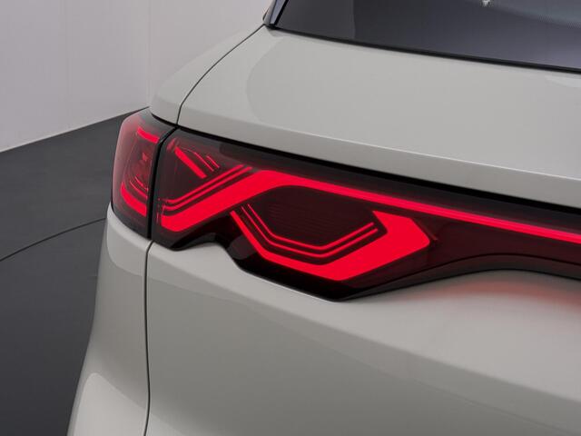 BYD ATTO 2 Boost 45 kWh DIRECT LEVERBAAR | Volledige BYD Fabrieksgarantie t/m 11-2030 of 150.000 km | Stoel & Stuurverwarming | Adaptieve Cruise | 360° Camera | Panoramadak | Dodehoekassistent | Origineel NL Auto