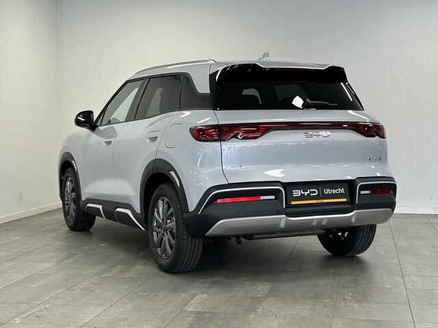 BYD ATTO 2 1.5 DM-i Boost ZWART LEDER | INCLUSIEF ¤1500,- BYD UTRECHT LAUNCH PREMIE !