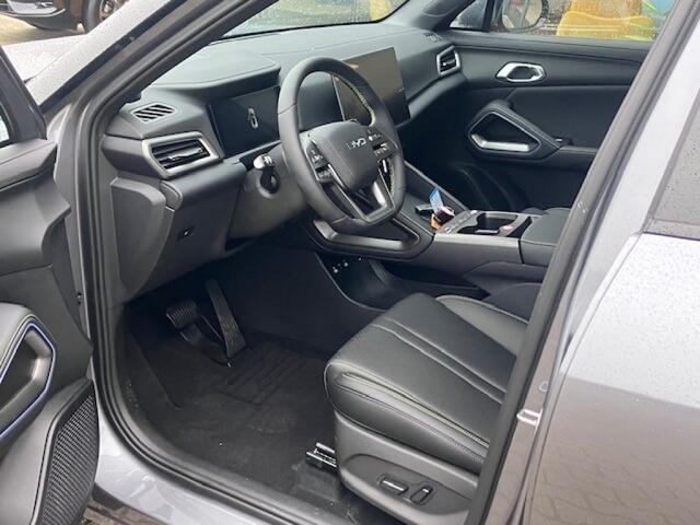 BYD ATTO 2 1.5 DM-i Boost - Panoramadak - leer - 360 camera - verw. stoelen/stuur - rijklaar!