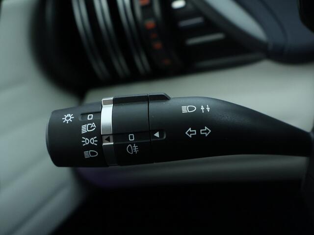 BYD Atto 3 Comfort 60 kWh | 360 camera | Warmtepomp | 12,8 " multimediascherm | schuif-/kanteldak |