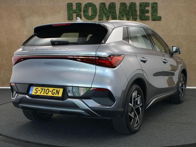 BYD Atto 3 Comfort 60 kWh - ORIGINEEL NEDERLANDSE AUTO - PANORAMADAK - ADAPTIEVE CRUISE CONTROL - 360 GRADEN CAMERA - DODEHOEKDETECTIE - PARKEERSENSOREN VOOR EN ACHTER - NAVIGATIESYSTEEM FULL-MAP - VOORSTOELEN VERWARMD