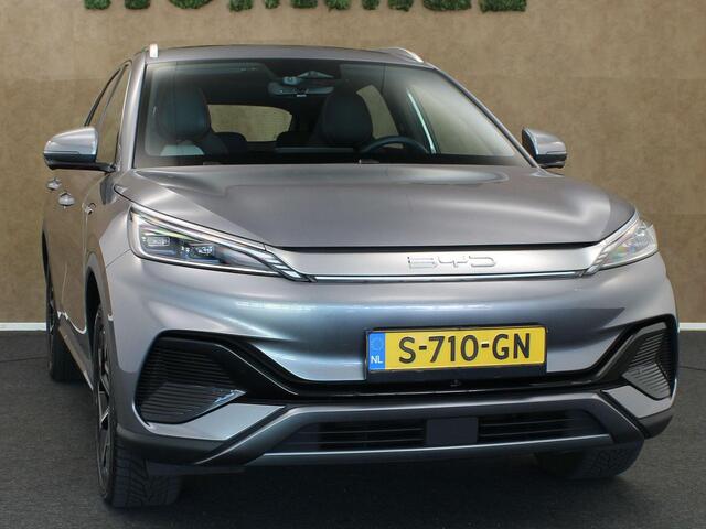 BYD Atto 3 Comfort 60 kWh - ORIGINEEL NEDERLANDSE AUTO - PANORAMADAK - ADAPTIEVE CRUISE CONTROL - 360 GRADEN CAMERA - DODEHOEKDETECTIE - PARKEERSENSOREN VOOR EN ACHTER - NAVIGATIESYSTEEM FULL-MAP - VOORSTOELEN VERWARMD