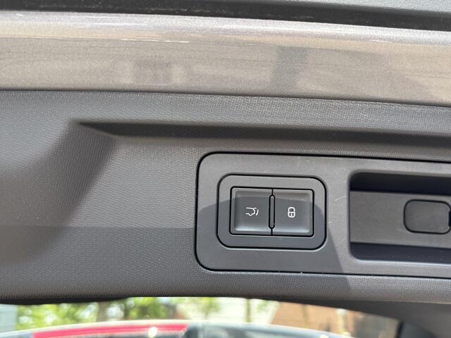 BYD Atto 3 Design COMPLETE AUTO | RIJKLAAR INCL. FABR. GARANTIE T/M 2029 | AANDRIJFLIJN EN ACCU ZELFS T/M 2031