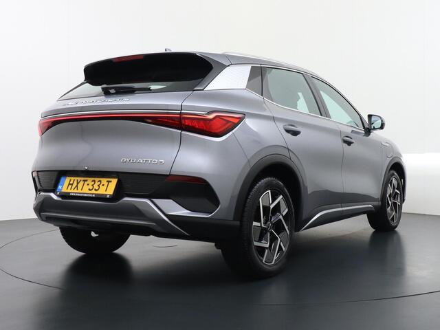 BYD Atto 3 Design Complete Auto | Panoramadak | Elektrische Kofferbak | 360° Camera | Rijklaar incl. Fabrieksgarantie t/m 2029 | Aandrijflijn & Accu tot 2031!