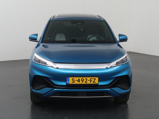 BYD Atto 3 Comfort 60 kWh | SOH 94% | Panoramadak | Lederen Interieur | Draaibaar Scherm | 360 Camera | DAB | Elektrisch verstelbare stoelen | Apple CarPlay/Android Auto | LED | Warmtepomp |