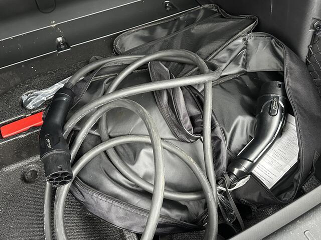 BYD Atto 3 Design SOH 94% | GROOT SCHERM + ELEKTRISCHE KOFFERRUIMTEKLEP | COMPLETE AUTO | RIJKLAAR INCL. FABRIEKSGARANTIE T/M 2029 | AANDRIJFLIJN EN ACCU T/M 2031