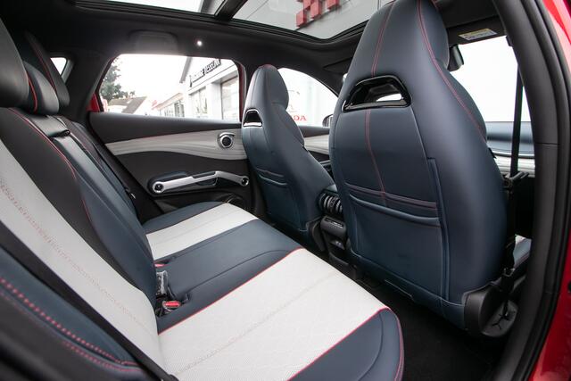 BYD Atto 3 Design 60 kWh -SOH 95% | Panodak | Leder | Apple cp/Android auto