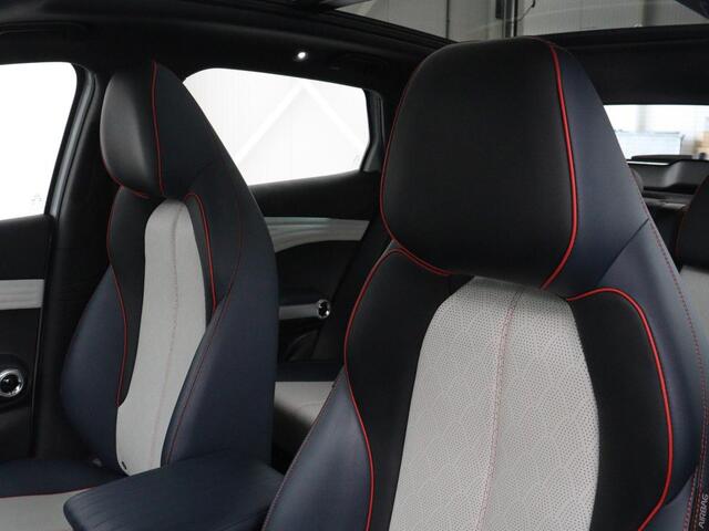 BYD Atto 3 Comfort 60 kWh | Warmtepomp | 92.5% SOH | 3-Fase | Panoramadak | Adaptive cruise | 360 camera | DAB+ | Carplay | Dodehoek detectie | Leder