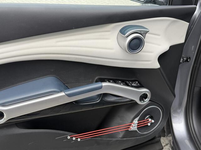 BYD Atto 3 Comfort 60 kWh | BYD Dealer | FABRIEKSGARANTIE | PANO | 360° | ADAPTIVE | STOELVERWARMING