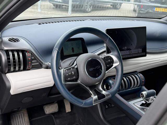 BYD Atto 3 Comfort 60 kWh | BYD Dealer | FABRIEKSGARANTIE | PANO | 360° | ADAPTIVE | STOELVERWARMING