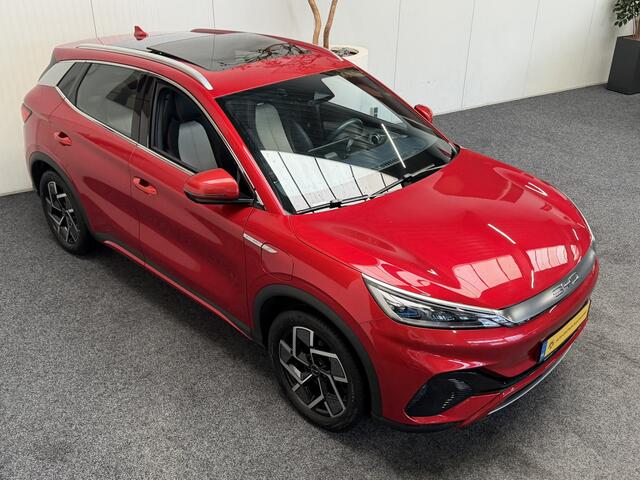 BYD Atto 3 DESIGN 60 kWh WLTP 420 KM * 45 STUKS OP VOORRAAD* APPLE CARPLAY/ ANDROID AUTO ELEK. ACHTERKLEP PANORAMADAK ELEK. VOORSTOELEN KEYLESS ENTRY/ START 360 CAMERA STOELVERWARMING NAVI
