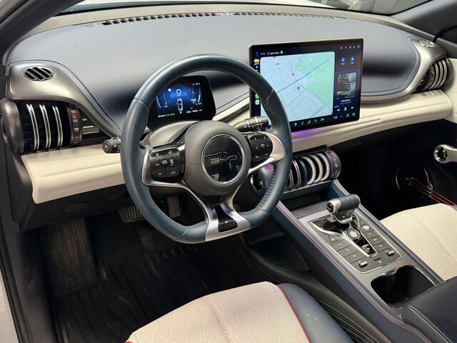 BYD Atto 3 DESIGN 60 kWh WLTP 420 KM * 45 STUKS OP VOORRAAD* APPLE CARPLAY/ ANDROID AUTO ELEK. ACHTERKLEP PANORAMADAK ELEK. VOORSTOELEN KEYLESS ENTRY/ START 360 CAMERA STOELVERWARMING NAVI NIEUWSTAAT !!!