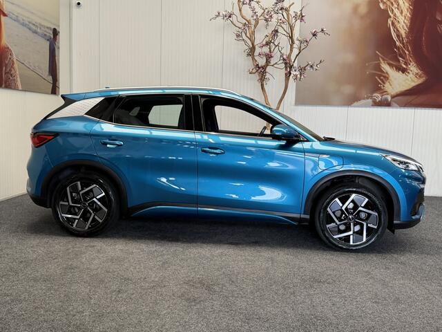 BYD Atto 3 DESIGN 60 kWh WLTP 420 KM * 45 STUKS OP VOORRAAD* APPLE CARPLAY/ ANDROID AUTO ELEK. ACHTERKLEP PANORAMADAK ELEK. VOORSTOELEN KEYLESS ENTRY/ START 360 CAMERA STOELVERWARMING NAVI NIEUWSTAAT !!!