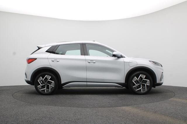 BYD Atto 3 Comfort 60 kWh 420 Km | stoelverwarming| Apple Carplay