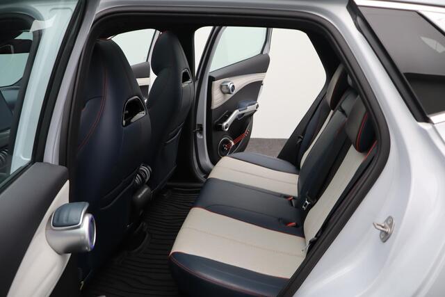 BYD Atto 3 Comfort 60 kWh 420 Km | stoelverwarming| Apple Carplay