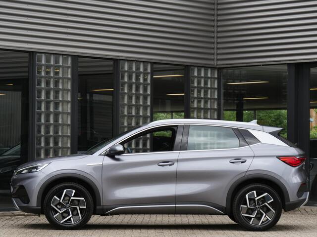 BYD Atto 3 60kWH PANORAMADAK/ LEER/ 360° CAMERA/ NL-AUTO 1STE EIGENAAR/ ZGAN ALL-SEASON BANDEN