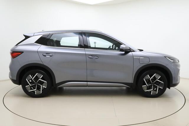 BYD Atto 3 Comfort 60 kWh SOH: 91% | Panoramisch schuif/kanteldak | Navigatie | Keyless | Camera | Stoelverwarming | Lederen bekleding | Adaptive cruise control | DAB radio