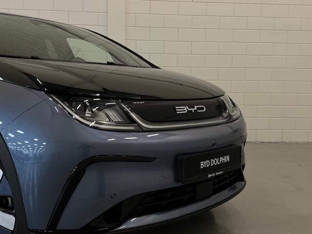 BYD Dolphin Design 60 kWh NAV | CLIMATE CONTROL | BEDIENING VIA APP | APPLE CARPLAY | ANDROID AUTO | 360 CAMERA | ELECTRISCHE STOELEN