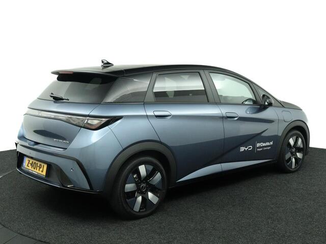 BYD Dolphin Design 60 kWh |424km WLTP|Panoramadak|Getinte ruiten|360 graden camera|Parkeersensoren|Navigatie