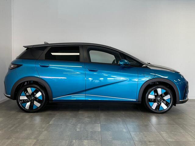 BYD Dolphin Design 60 kWh l VOORRAAD l PANORAMADAK l 360 CAMERA l