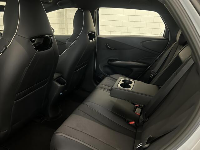 BYD Dolphin Comfort 60 kWh 2024 VOORRAADKORTING | APPLE CARPLAY | STOELVERWARMING