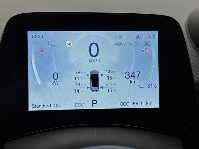 BYD Dolphin Design 60 kWh | 427 KM WLTP | Panoramadak | V2L | 17" LMV |