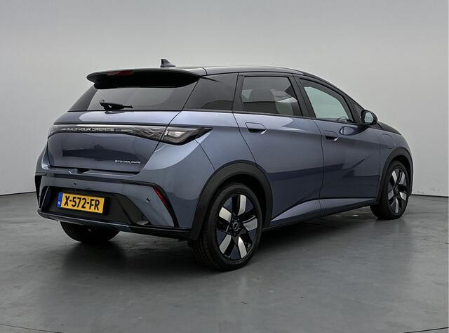 BYD Dolphin Design 60 kWh | 427 KM WLTP | Panoramadak | V2L | 17" LMV |