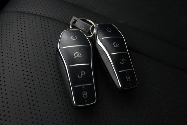 BYD Dolphin SURF Comfort 43 kWh / Tijdelijk met 2000 inruilpremie! / 360° camera / 310 KM / Apple Carplay