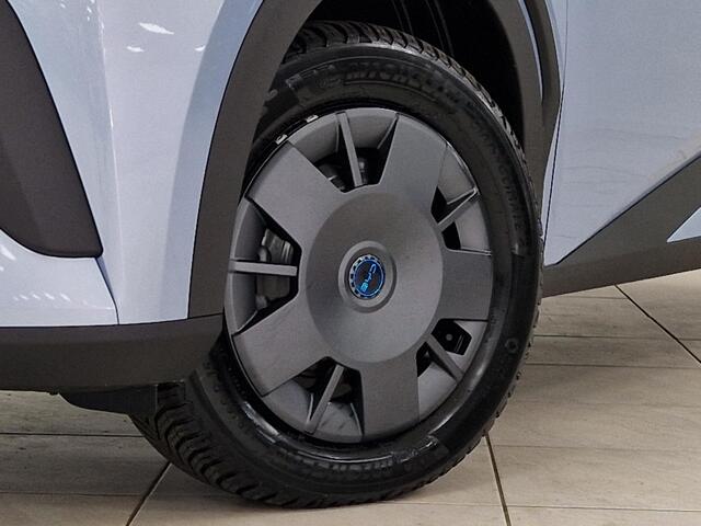 BYD Dolphin SURF Active 30 kWh Camera l Apple Carplay l Android Auto
