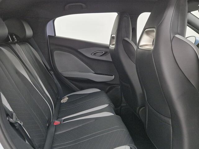 BYD Dolphin SURF Active 30 kWh Camera l Apple Carplay l Android Auto