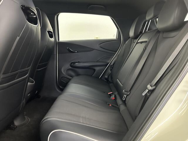 BYD Dolphin Comfort 60.4 kWh SOH 98% | Rondomzicht camera | LED | Stoelverwarming | Dodehoekdetectie | BTW auto