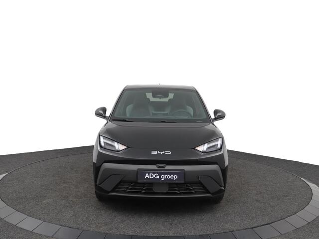 BYD Dolphin SURF Comfort 43 kWh DEMO | Navigatie | Apple Carplay - Android Auto | 360 Graden Camera's