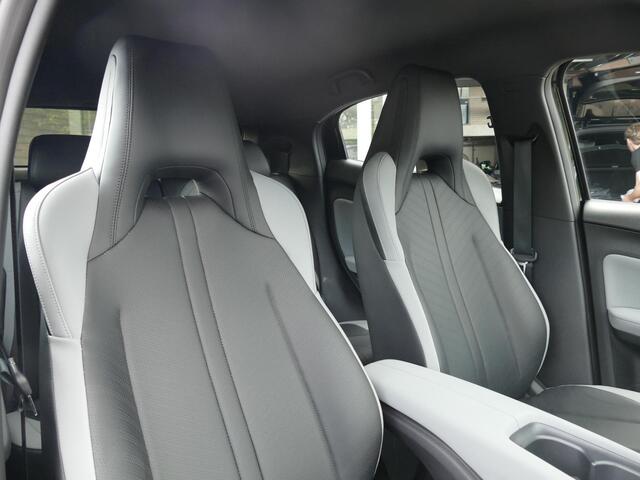 BYD Dolphin SURF Boost 43 kWh | DEMO | Leder | Carplay | RIJKLAARPRIJS!