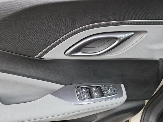 BYD Dolphin SURF Boost 43 kWh | €2000 korting | 320 KM WLTP | Achteruitrijcamera | Adaptive cruise control | Elektrische Stoelen | Apple Carplay & Android Auto |