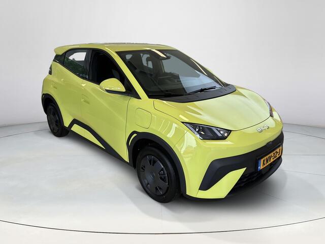 BYD Dolphin SURF Active 30 kWh | Direct Leverbaar | Achteruitrijcamera | 220 km WLTP | kenteken deals