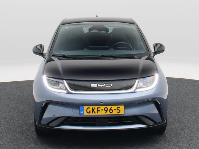 BYD Dolphin Design 60.4 kWh 204 Pk | Stoelverwarming | 360 Camera | Panoramadak | Adaptive Cruise | Warmtepomp |17 Inch | 26.055 Km !!