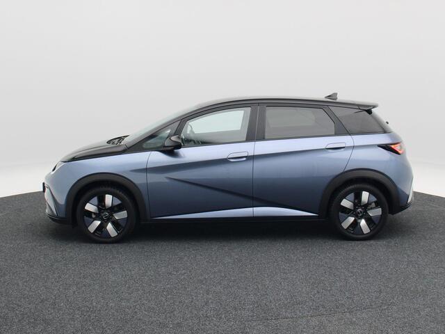 BYD Dolphin Design 60.4 kWh 204 Pk | Stoelverwarming | 360 Camera | Panoramadak | Adaptive Cruise | Warmtepomp |17 Inch | 26.055 Km !!