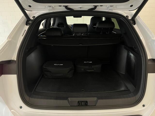 BYD Seal U 1.5 DM-i FWD Boost VANDAAG KOPEN MORGEN RIJDEN! SCHUIF-/KANTELDAK | NAVI | ELEKTRISCHE STOELEN | STOELVENTILATIE | STUURVERWARMING | BEDIENING VIA APP