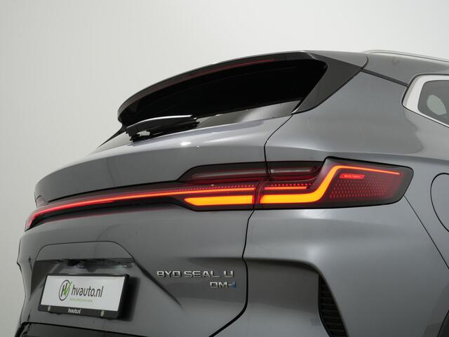 BYD Seal U 1.5 T DM-I 323PK AWD DESIGN | 1300 kg trekgewicht | Panoramadak | nieuw!