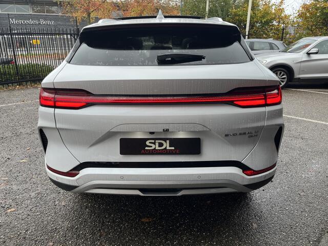 BYD Seal U 1.5 DM-i FWD Boost // 360 CAMERA+SENSOREN // SCHUIF-KANTELDAK // LEDER+ELEK. STOELEN // DODEHOEK // KEYLESS // STOELVERWARMING-KOELING // NIEUWE AUTO!!!