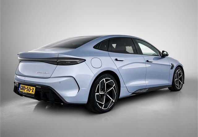 BYD Seal Design RWD 83 kWh | 19" LMV | 313 PK | Stoel verwarming/ventilatie | RWD |