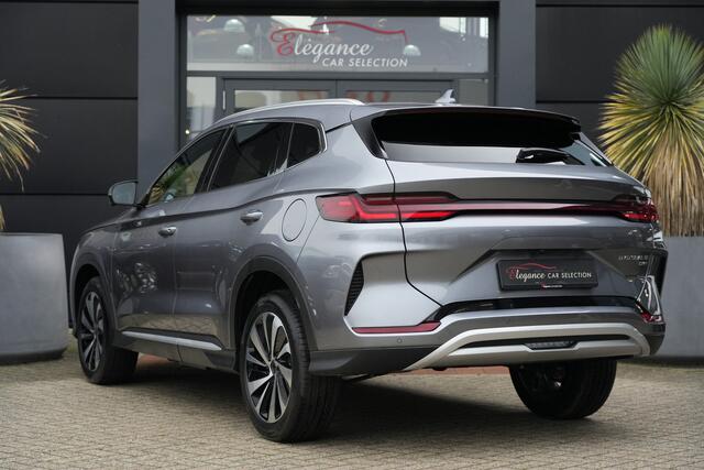 BYD Seal U 1.5 DM-i FWD Comfort 295pk Panoramdak/Stoelverwarming/360Camera