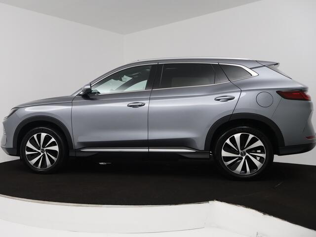 BYD Seal U 1.5 DM-i FWD Boost | Inclusief ¤ 3000,- ACTIE | 100% Nieuw & Origineel Nederlands | 80 KM Elektrisch bereik