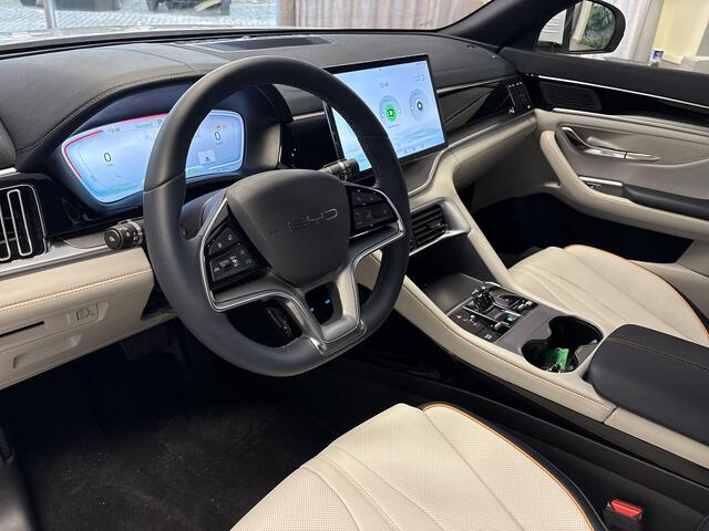 BYD Seal U Comfort 71.8 kWh | 420 KM WLTP | 1300 KG Trekgewicht | 360° Camera | Stoelverwarming | Panoramisch Schuif Dak | Elektrische Stoelen |