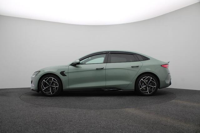 BYD Seal Design RWD 82.5 kWh 570 km | Apple Carplay | Android auto | stuur en stoelverwarming | 360 graden camera's | Warmtepomp |