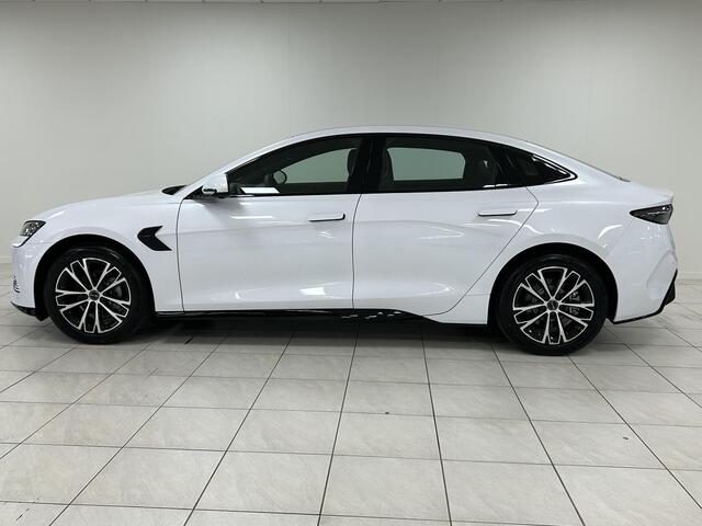 BYD Seal Business RWD 61.4 kWh 36690 FISCAAL | UIT VOORRAAD LEVERBAAR!